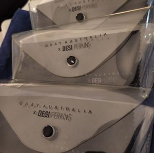 Quay Australia sunglass case ONLY